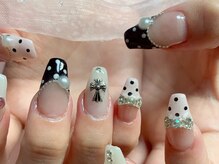 ユリネイル(YuRii Nail)