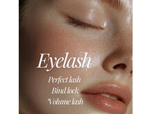 マツエク・眉毛まで幅広く対応◎束感もナチュラルも自在◎