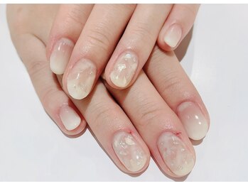 カラン 焼津店(CALIN)/ホワイトシェルネイル