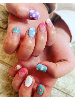 ネイルサロン シェリ(NAIL SALON Cheri)/春のポップなネイル