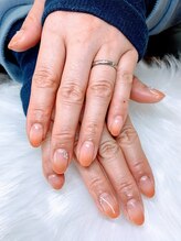 アムルーズ(Amoureuse)/カラーグラデーションネイル♪