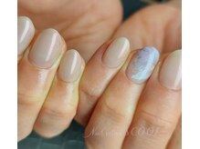 スクール(SCOOL)/2023 10月ニュアンス花ネイル