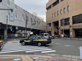紬麦 吉祥寺店(tsumugi)/【道案内】横断歩道を渡ります
