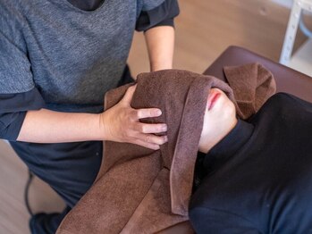イロハ(IROHA)の写真/【強もみがお好きな方必見！】プライベート完全個室でリラックスしながら施術を受けられるのが魅力♪