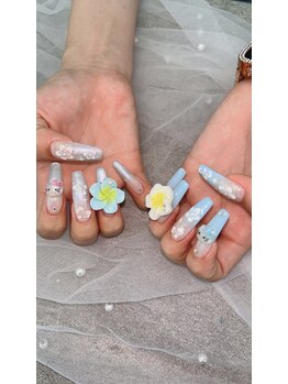 夏のハイビスカスネイル♪