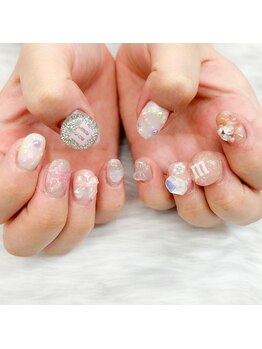 パーツ盛り盛りパステルネイル