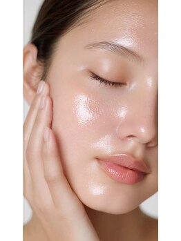 プリドー(PULIDO)の写真/美白×透明感ケアで、内側から輝く水光肌へ