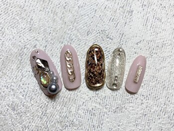 カットアンドスタイル クラウン(Cut & Style Clown)/ジェルやり放題 ［横浜/横浜駅］