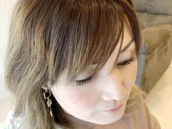 ブリジット アイデザイン(Brigitte eyedesign)/伏し目も美しく