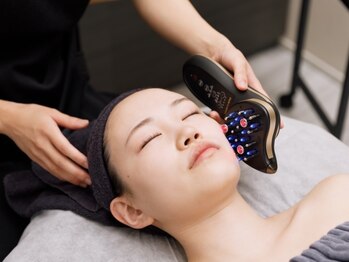 ビーエスアクアビューティー/小顔ラジオ波＋石膏マスク