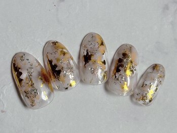 キラキラニュアンスネイル