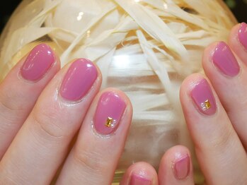 ネイルズ ララ(nails Lala)/おしゃれカラー。