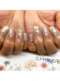 大人気シェルネイル