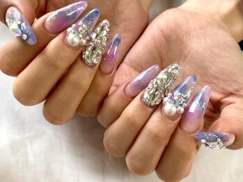 コロン(Koron)の写真/《大切な日のネイルもお任せ♪》貴方だけの特別なデザインが叶う★季節/トレンドに合わせた指先に♪