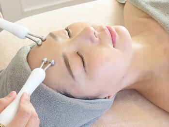 ソマティックチェンジ 麻布十番店(Somatic Change)の写真/【５年後の自分を、もっと楽しみに】様々な肌悩みに！細胞活性セルラムで、ほうれい線・たるみとサヨナラ☆
