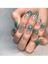 ネイルサイン ラフラフ(NAIL SIGN ROUGH LOUGH)/大きめラメグラデーション