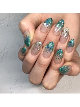 ネイルサイン ラフラフ(NAIL SIGN ROUGH LOUGH)/大きめラメグラデーション