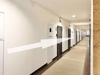 ピーエスアイ アネックス(PSi. annex)/【道順】右手に進みます