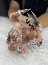 ロング×パーツつけ放題ネイル