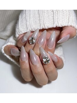 リアンリアン(lien lien de felicite nail)/ビジューネイル