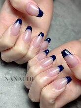 ナナチ(NANACHI)/フレンチネイル