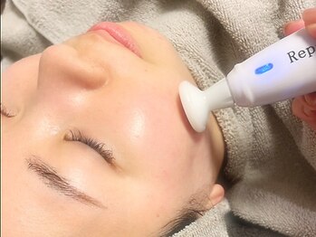 レユシール(reussir cosmetic salon)の写真/【NEWOPEN】話題の“プラズマフェイシャル”で変わる肌印象。クリアで滑らかな理想の素肌を貴方のものに◆