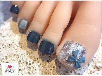 アンジュ 船橋店の写真/忙しい方の強い味方☆同時施術がおススメ！まつ毛とネイルのセットクーポンを複数ご用意♪この機会に是非！