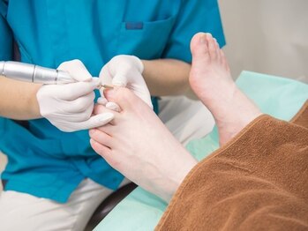 銀座巻き爪補正店/爪のお掃除