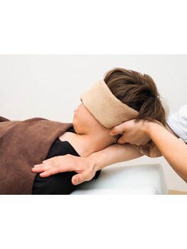 首・肩のつらさを改善したい