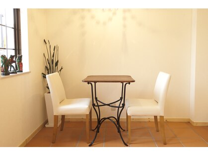 エステサロン カラーズ(COLORS)の写真