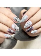 マイオティック ネイル(miotic nail)/モノトーンニュアンスデザイン