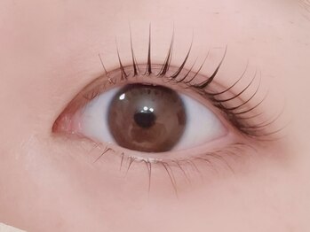 アナナアイラッシュ 南浦和店(Ananas eyelash)の写真/【仕上がり抜群のまつ毛パーマですっぴん美人★】人の第一印象は８割お顔で決まる♪似合わせeyeをご提供♪