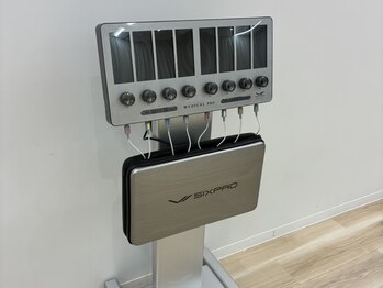 ビースタイル(B-style)の写真/【マシントレーニング15分¥2500~】サロン専売SIXPADが恵比寿に初登場!SIXPADから待望の業務用が誕生!