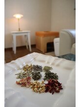 ステラヘルバ/ハーブよもぎ蒸し