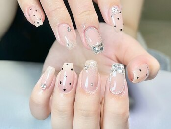 グランスネイル(glance nail)/持ち込みネイルドット