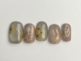 アンティークひまわりネイル