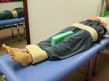 豊津整体院 江坂本店/【X脚矯正】