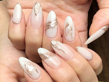 ラルージュ(La Ru-Ju)/ホワイト×ニュアンスミラー