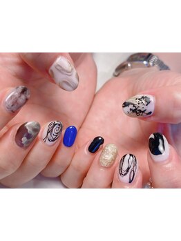 手描きアートが得意なサロン