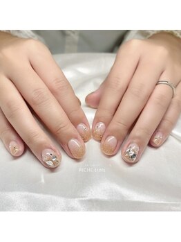 リッシュ トロワ(RICHE trois)/フラッシュラメグラネイル♪