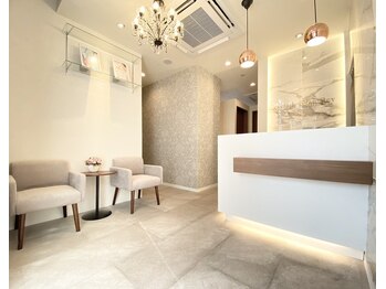 レイ 姪浜駅前店(Rey)