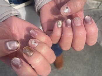 ネイル アトリエ コモード(nail atelier Comodo)/ニュアンスネイル [Silk Sepia]