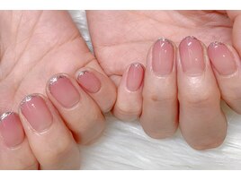 ショートネイル・ピンクグラデ