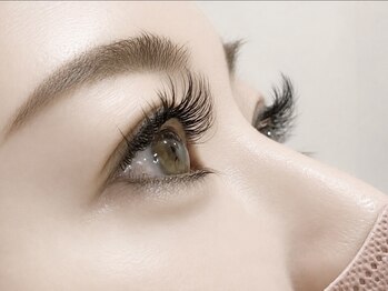 ネイルサロンロータス(Nailsalon Lotus)の写真/理想の目元を叶える存在感のあるぱっちり目元に♪理想のボリュームを実現!