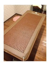 ボディ アンド フェイシャル アンジェラ(Angela)/岩盤ベット（遠赤外線効果）温活