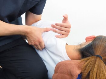 らいおん整骨院 五反野店/施術風景