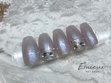 エミュー(Emieux)/根元ストーン