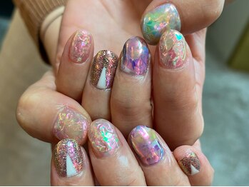 カーティシーネイルズ(curtisii NAILS)/