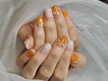 ラーシューシュ(la-chou-chou)/華やかネイルコース　¥7500