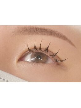 ビューティースペースラルジュヘアー(Beauty Space Large hair)の写真/【眉カット＋眉WAX＋間引き2750円】自己処理が苦手な方！骨格やトレンドに合わせ垢抜け眉をプロにお任せ♪